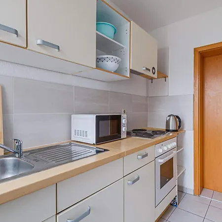 Dkn - Ihr Zuhause Auf Zeit In - Vollmoebliert - Waschmaschine - Wlan - Naehe Leipziger Zoo Leipzig