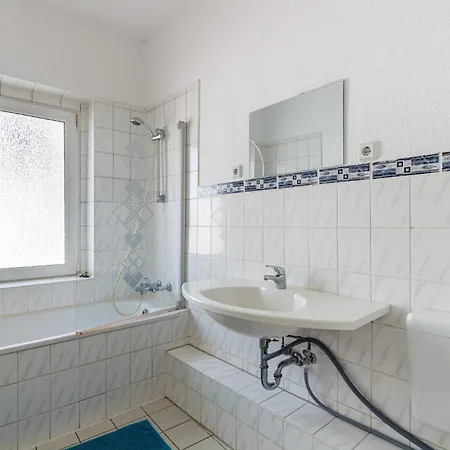 Dkn - Ihr Zuhause Auf Zeit In - Vollmoebliert - Waschmaschine - Wlan - Naehe Leipziger Zoo Leipzig