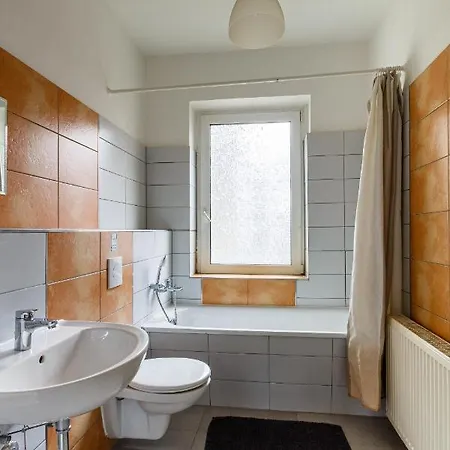 Gemuetliche Monteurwohnung In Gohlis-sued
