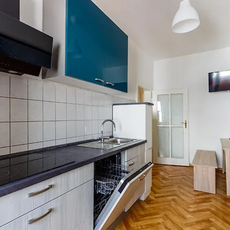 Daire Dkn - Ihr Zuhause Auf Zeit In - Vollmoebliert - Waschmaschine - Wlan - Naehe Leipziger Zoo Leipzig