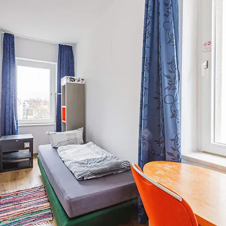 Dkn - Ihr Zuhause Auf Zeit In - Vollmoebliert - Waschmaschine - Wlan - Naehe Leipziger Zoo *