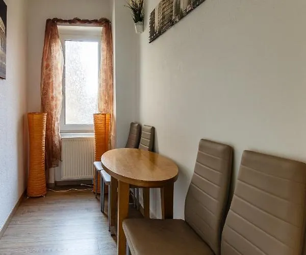 Gemütliche Monteurwohnung In Gohlis-süd *